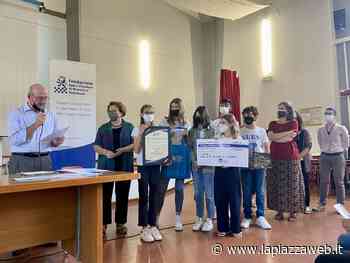 Marostica, assegnati dalla Fondazione Volksbank i premi Nicolli ai ragazzi delle medie - La Piazza