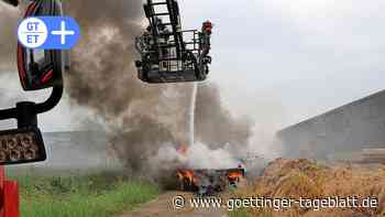 Landkreis Northeim: Heu gerät bei Stöckheim in Brand - 80 Kräfte im Einsatz - Göttinger Tageblatt
