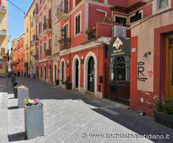 Formia, i residendi di Mola chiedono ordine su spazi occupati dai locali e rifiuti. Urgono servizi igienici | www.linchiestaquotidiano.it - L'Inchiesta Quotidiano OnLine