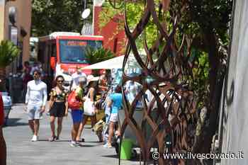 In vigore a Positano orario estivo navetta interna, ma secondo la minoranza «le corse non bastano» - Il Vescovado Costa di Amalfi