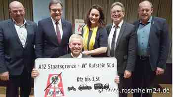 Tirols Landeshauptmann wirft hin - bringt das Bewegung in den Streit über die Blockabfertigung?