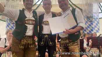 Musikkapelle Griesstätt: Jungmusiker bekommt bronzenes Leistungsabzeichen überreicht