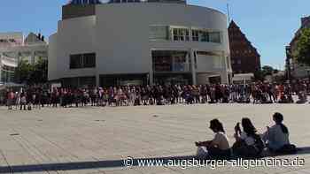 Ulm: Ulm Moves: Parcours in der Ulmer Innenstadt lockt zahlreiche Zuschauer | Neu-Ulmer Zeitung - Augsburger Allgemeine