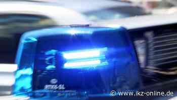 Zwei junge Männer schlagen sich an roter Ampel in Iserlohn - IKZ News