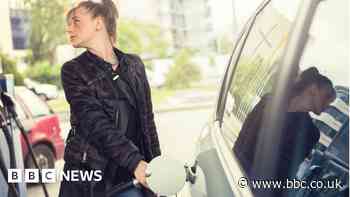 Petrol stations hit back in fuel duty row