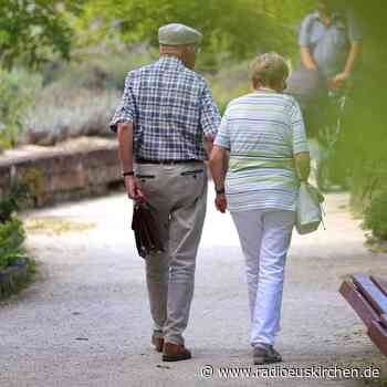 Spazieren hilft gegen Kniearthrose im Frühstadium - radioeuskirchen.de