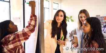 Meghan helps girls with business pitches as guest coach for entrepreneur session - indy100