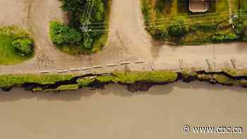 Fort Simpson considers restricting vehicle access to Mackenzie Drive due to rapid erosion - CBC.ca