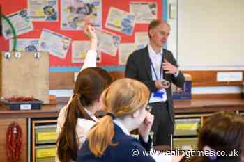 Schools in education 'cold spots' less likely to recruit science teachers - Ealing Times