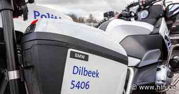 Dertigtal rijbewijzen ingetrokken en één arrestatie bij verkeerscontroles in Dilbeek - Het Laatste Nieuws