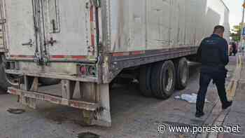 Multan a trailero en Ciudad del Carmen por transportar desperdicios de alimentos podridos - PorEsto
