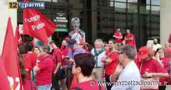 Tagli alla sanità: sit in della Cgil di Parma a Bologna e incontro con Donini - Video - Gazzetta di Parma