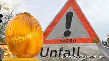 Unfall bei Schnaitsee: Staatsstraße 2360 voll gesperrt