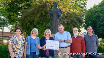 Spende an Rotter Tafel überreicht