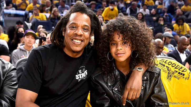 Beyonce fans think her daughter Blue Ivy, 10, looks SO grown up & just like her mom at NBA game with dad Jay Z