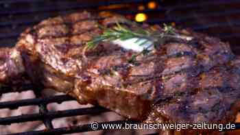 Billiges Grillfleisch: Weshalb Aldi, Lidl und Co. in der Kritik stehen