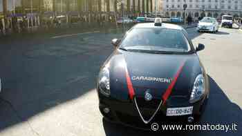 Il tassista abusivo a caccia di clienti alla stazione ferroviaria
