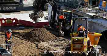 Rates, inflation clouds spending outlook - Western Advocate