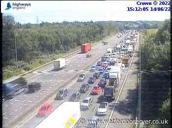 Live updates as three vehicles crash on M25 near Maple Cross