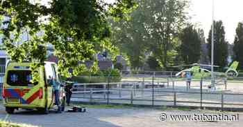 Fietser rijdt tegen boom in Rijssen en raakt zwaar gewond - Tubantia
