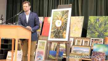 40 Bilder unter des Pfarrers Hammer: Auktion des Großkarolinenfelder Künstlervereins