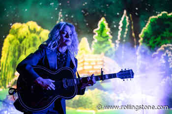 Phoebe Bridgers Delivers Encore Performance of Bruce Springsteen’s ‘Stolen Car’ in New Jersey