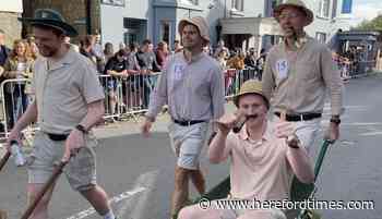 Wheelbarrow race: fancy dress teams dash to Herefordshire pubs | Hereford Times - Hereford Times