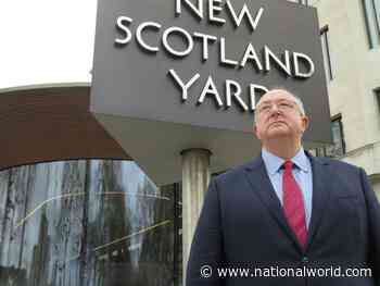 Who is DCI Colin Sutton and which criminals did he catch? - NationalWorld