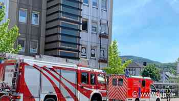 Feuerwehr Meschede: Personen im Aufzug eingeschlossen - WP News