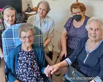 Frosinone, Arcangela Zeppieri spegne cento candeline con la benedizione di Papa Francesco - ciociariaoggi.it