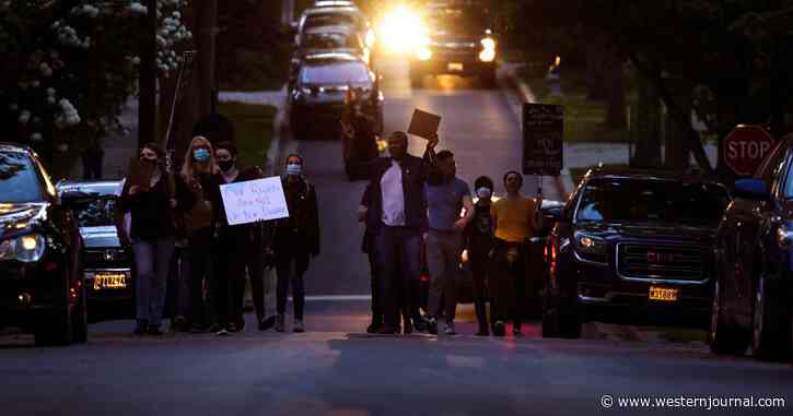 Kavanaugh's Neighbor Speaks Out on 'Horrific' Situation Cause by 'Aggressive' Pro-Abortion Advocates