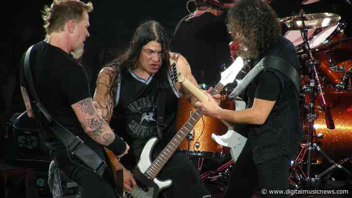 Yousician Launches 3 Beginner-Friendly Guitar Courses with Metallica