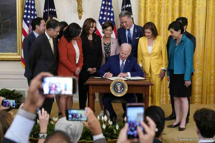 Biden Approves Research Panel Seeking to Establish Museum Centered on Asian American Culture