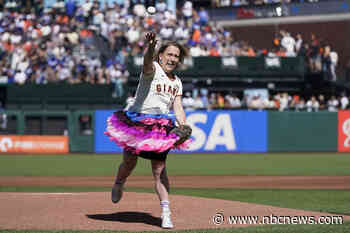Fox Sports doesn't show 'Jeopardy' champ Amy Schneider throwing out first pitch