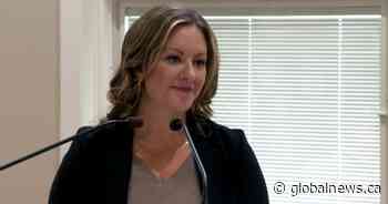 Calgary MLA Rebecca Schulz enters UCP leadership race - Global News