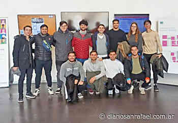 Estudiantes viajaron a Buenos Aires en el marco del proyecto aeronáutico Akaflieg - Diario San Rafael
