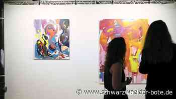 Ausstellung in Balingen - Petra Penz zeigt bunte Kehrseite - Schwarzwälder Bote