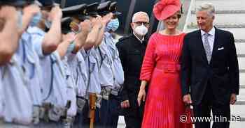 Koning Filip en koningin Mathilde landen in regenachtig Athene voor staatsbezoek - Het Laatste Nieuws