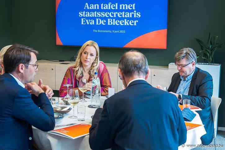 Staatssecretaris De Bleeker te gast op eerste politiek diner Voka
