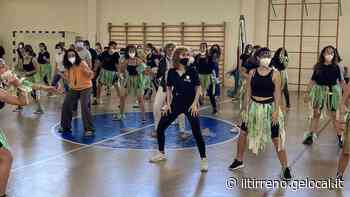 Fine scuola con la danza Maori - Il Tirreno