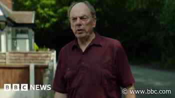 Sherwood: BBC drama's 'Notts Forest' reference angers fans - BBC