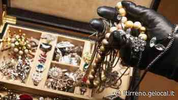 Pisa, ladri di sera nell'attico del notaio Cariello - Il Tirreno