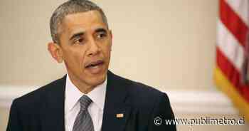 Barack Obama se rinde ante niñas de coro danés desde la acera - Publimetro