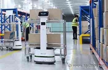 LG Electronics jumps into logistics robot market in cooperation with CJ Logistics - Aju Business Daily