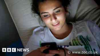 Instagram launches new parental controls in UK