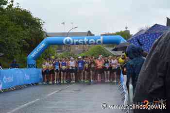 A wet yet wonderful day at the Ørsted Great Grimsby 10k - NELC | NELC - North East Lincolnshire Council
