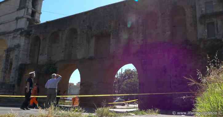 Roma, crolla una parte dell’arco di Porta Maggiore: zona messa in sicurezza da polizia locale e vigili… - Il Fatto Quotidiano