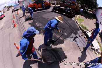 Prefeitura inicia operação pós inverno de recapeamento na malha viária de Natal - Portal 98 FM Natal - 98 FM Natal