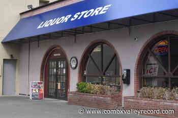Three youths arrested after stabbing incident at Courtenay liquor store - Comox Valley Record