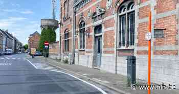 Mysterie ontrafeld en borden weggehaald aan oud-station in Oudenaarde - Het Laatste Nieuws